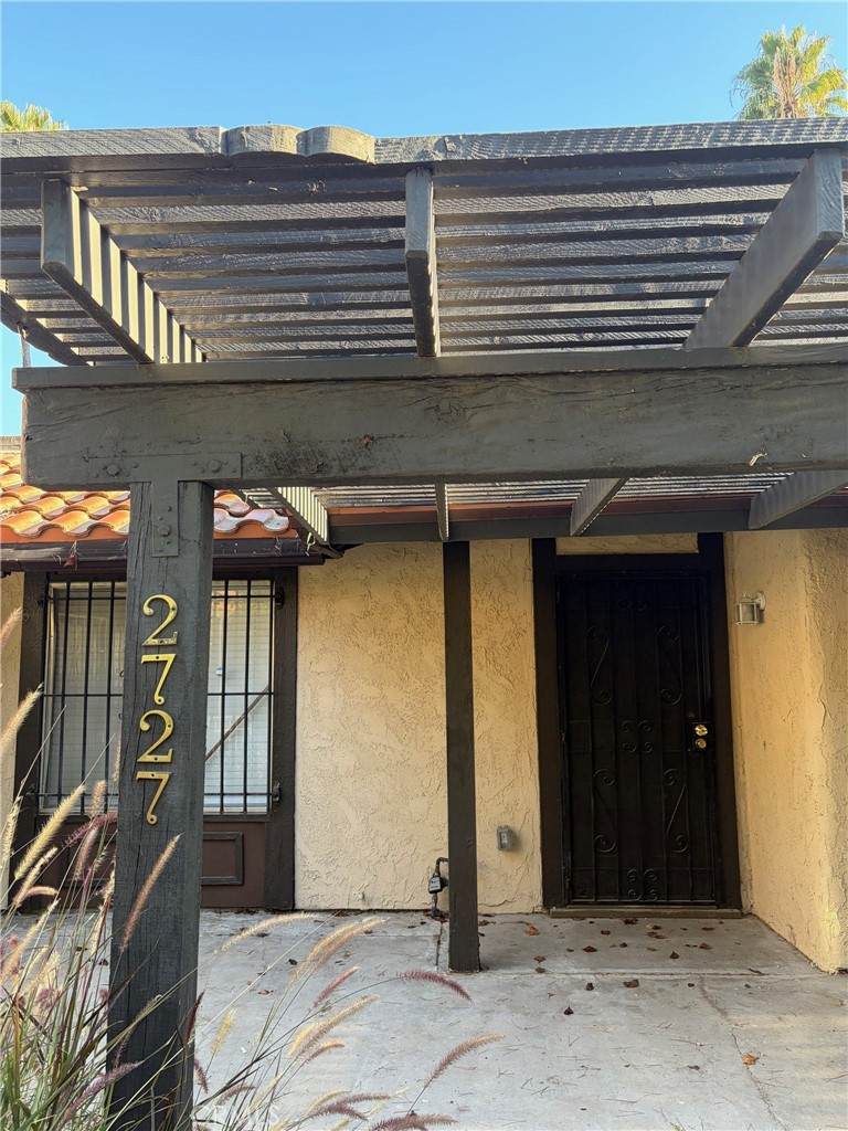 2727 Tropicana - Photo 1