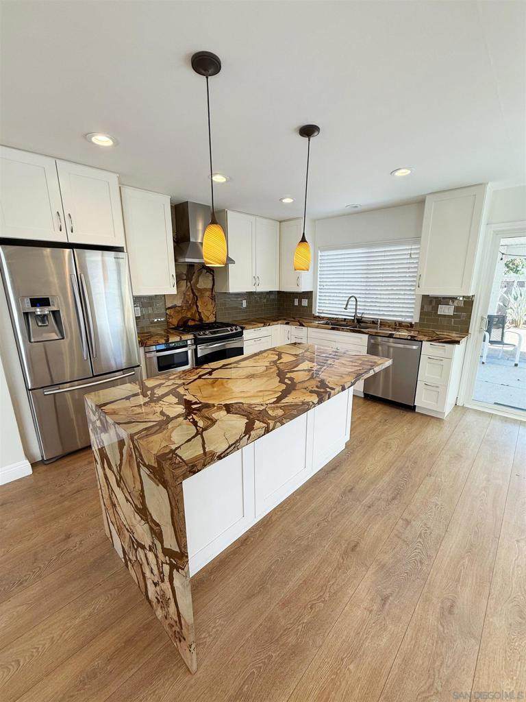 11483 Westonhill Dr - Photo 1