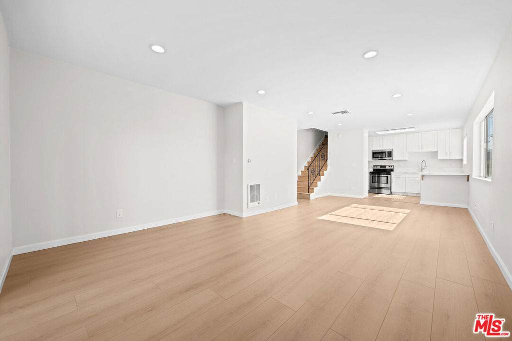 1206 Holt Avenue - Photo 1