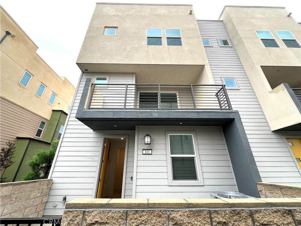 1645 Lincoln Avenue - Photo 1