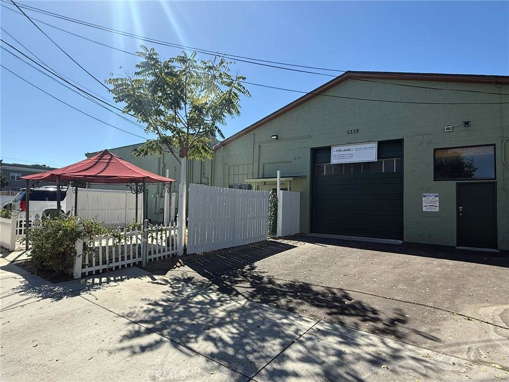 1335 Railroad Street - Photo 1