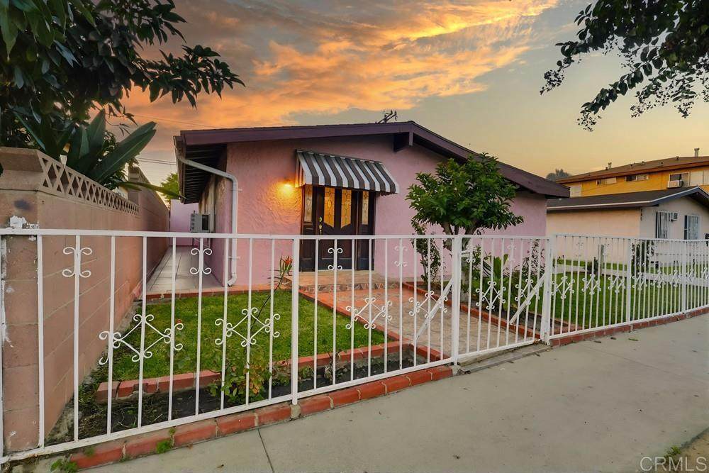 947 Arizona Avenue - Photo 1