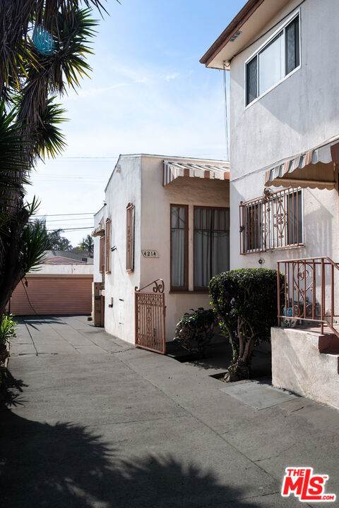 4214 Slauson Avenue - Photo 1