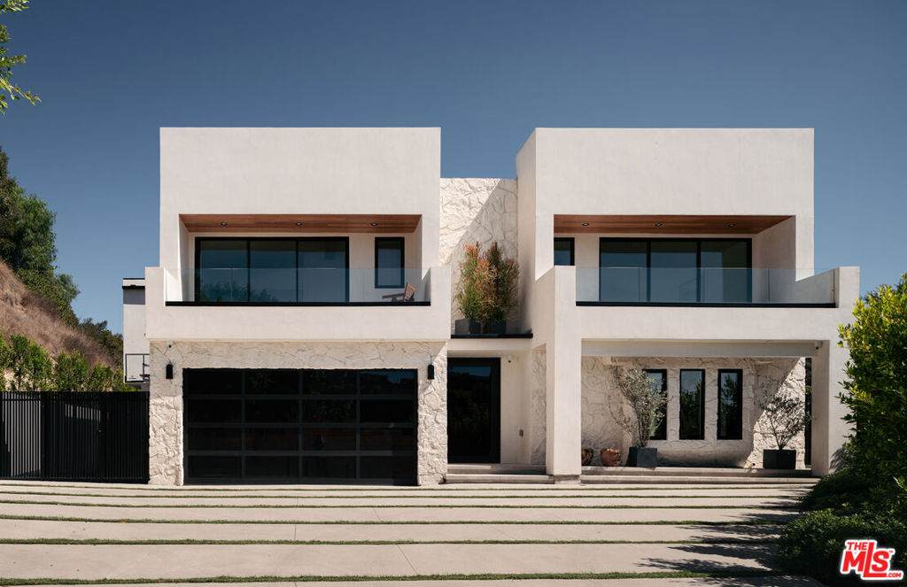 2608 Zorada Drive - Photo 1