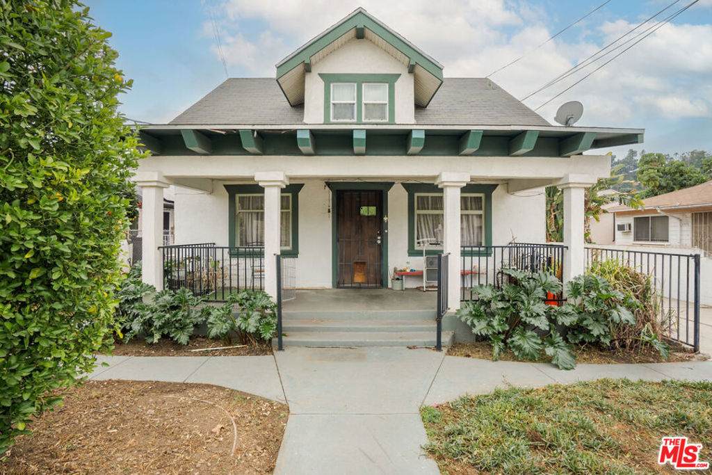 1334 1336 Yosemite Drive - Photo 1