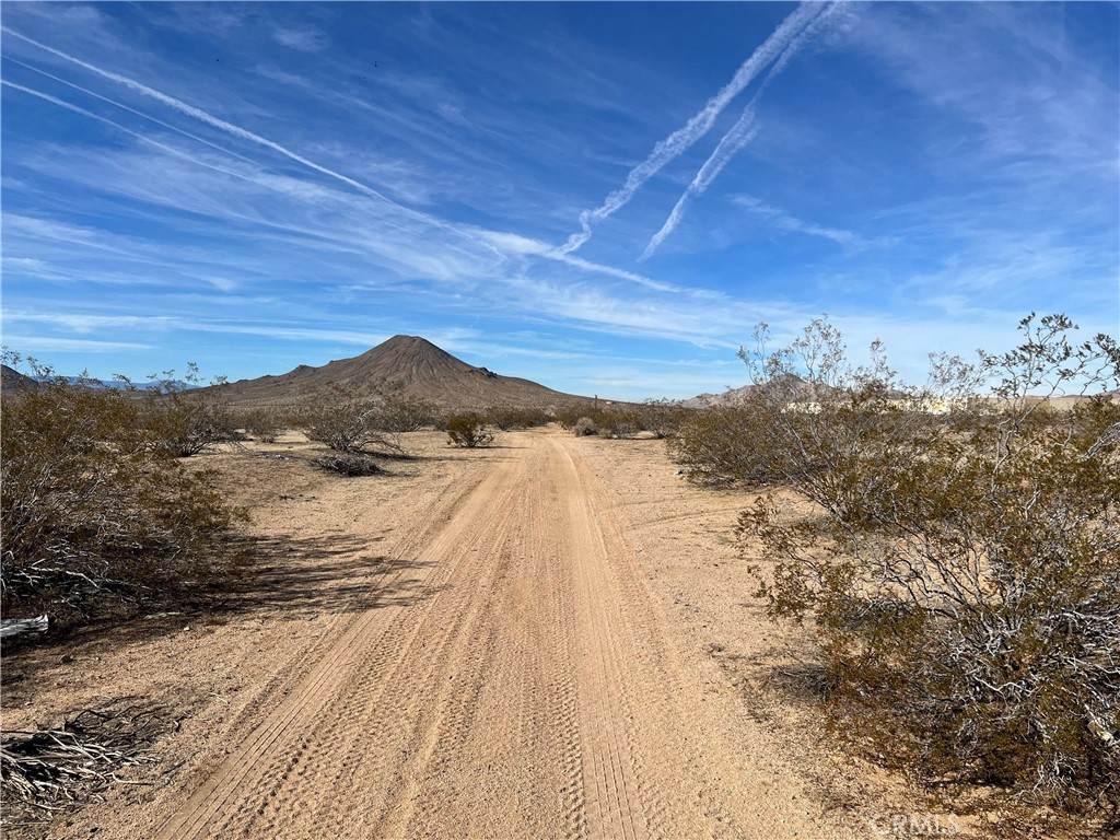 https://bt-photos.global.ssl.fastly.net/socal/orig_boomver_1_405358468-2.jpg