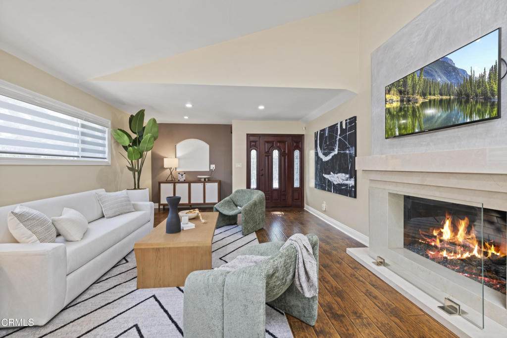 4961 Alcove Avenue - Photo 1