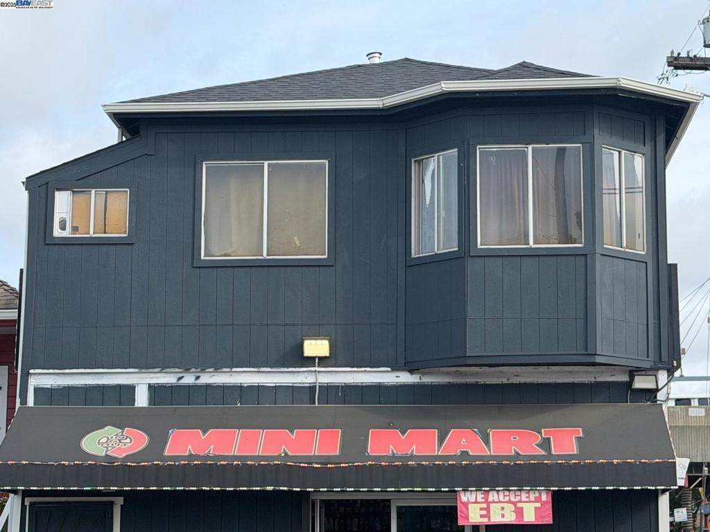 3338 San Leandro St - Photo 1