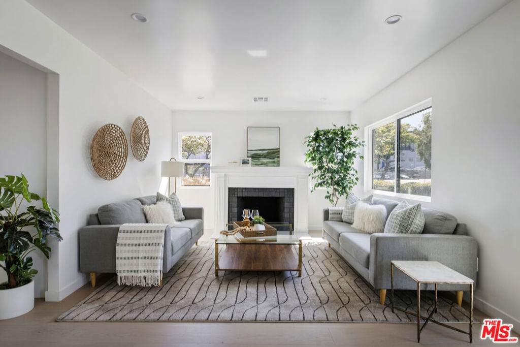 4918 10th Avenue - Photo 1