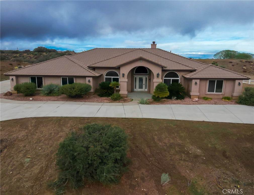 10282 Farmington - Photo 1