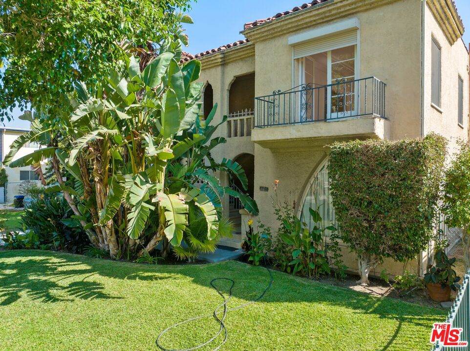 1232 Orange Grove Avenue - Photo 1