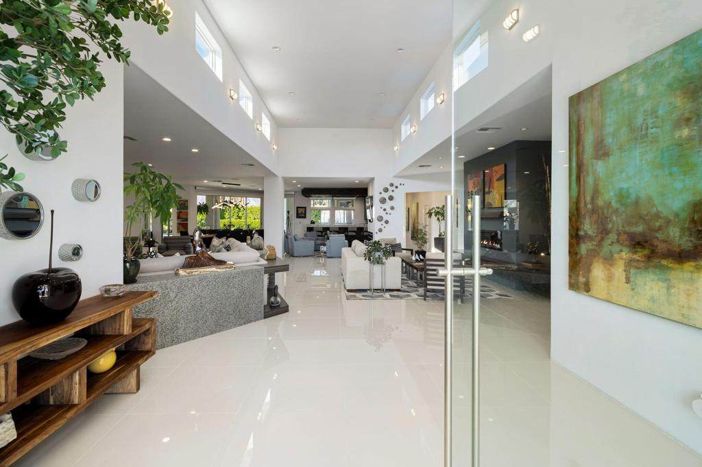 14 Stephen Terrace - Photo 1