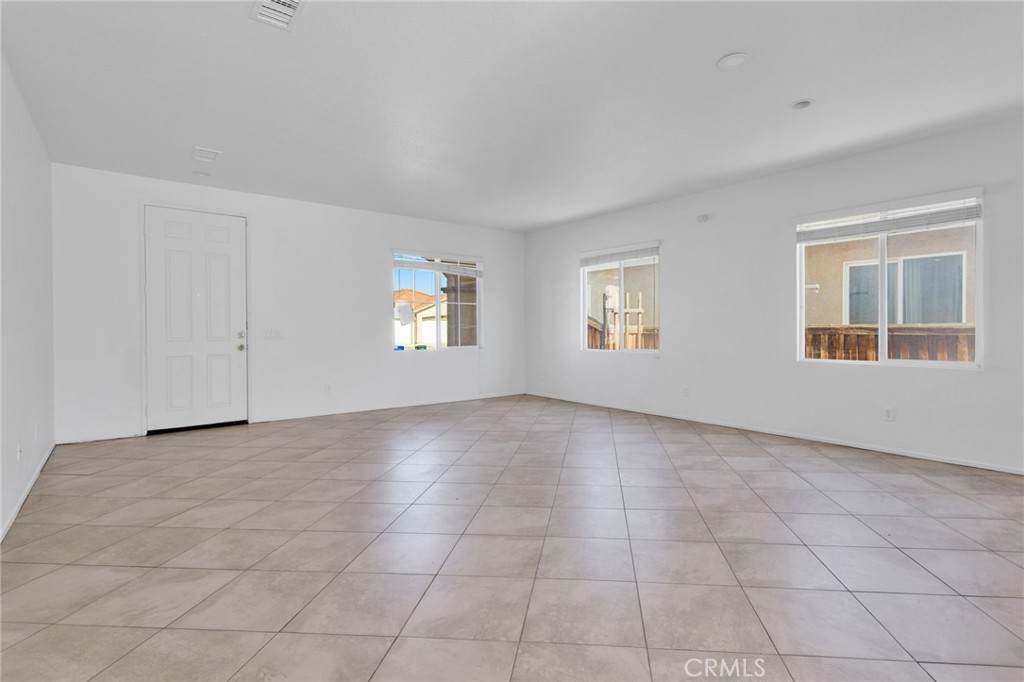 12299 Dandelion - Photo 1