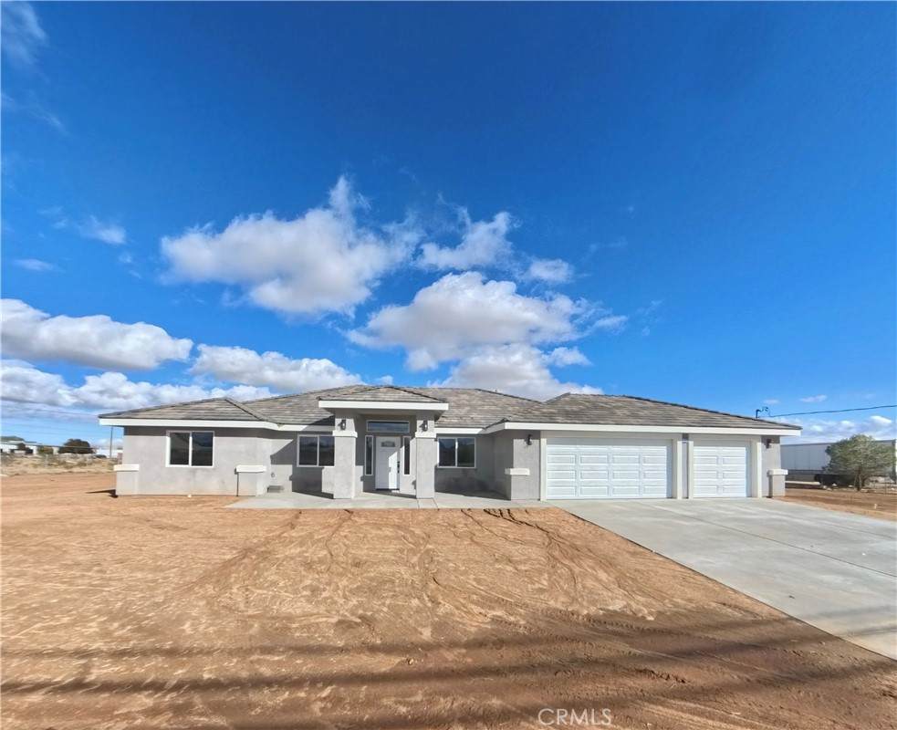 17576 Hercules Street - Photo 1