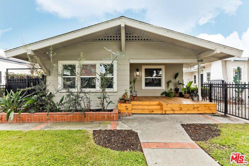 1618 Middleton Place - Photo 1