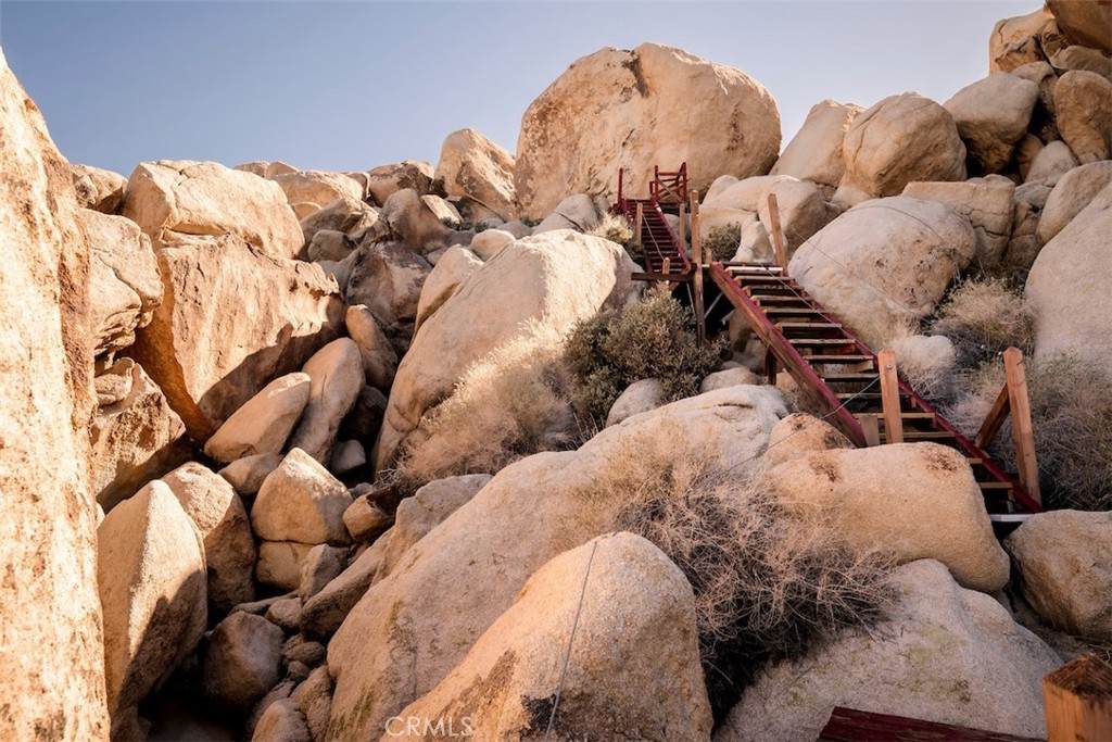 66075 Foothill - Photo 1