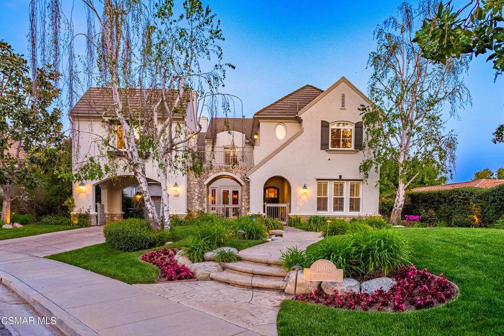 1008 Country Club Drive - Photo 1