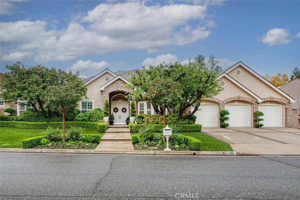 1181 Newhall - Photo 1