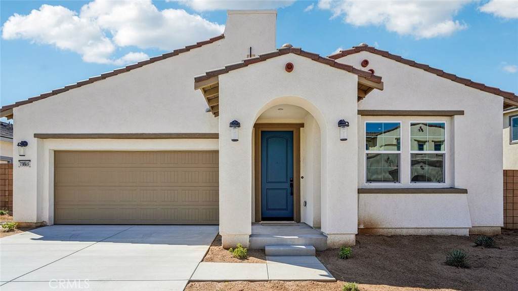 73578 Raphael Drive - Photo 1