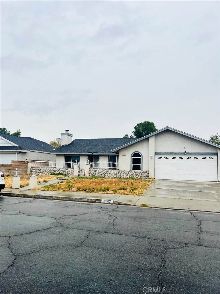 3607 Apollo - Photo 1