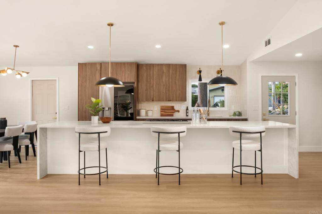 835 Cathy Lane - Photo 1