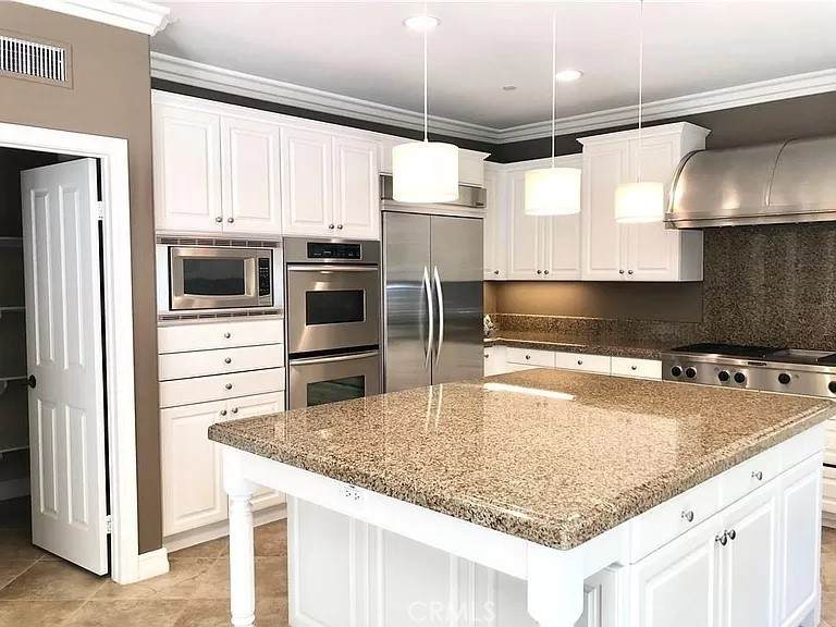 16 Via Soria - Photo 1