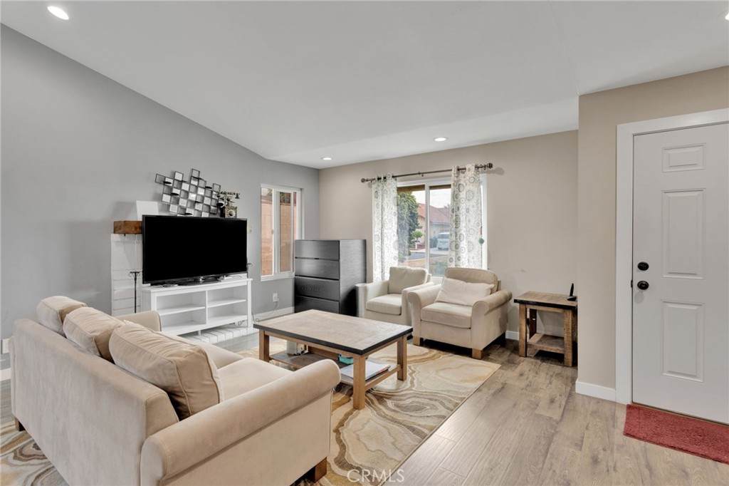 4416 Kennedy Street - Photo 1