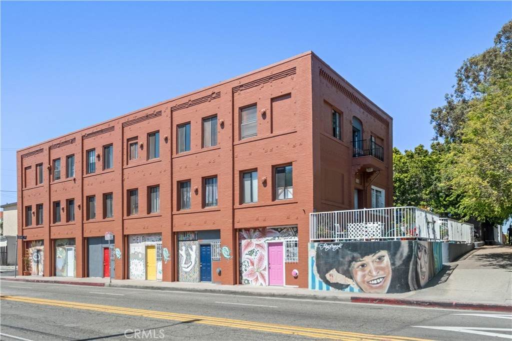 101 Dudley Ave - Photo 1