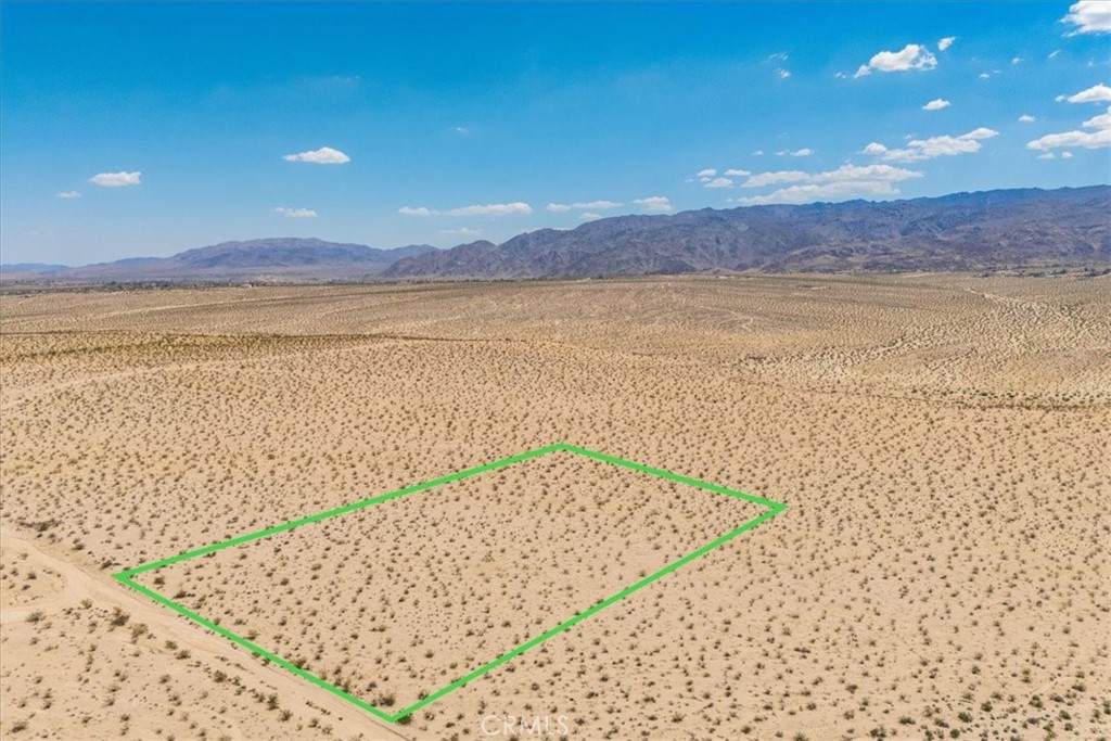 67800 Raymond Drive - Photo 1