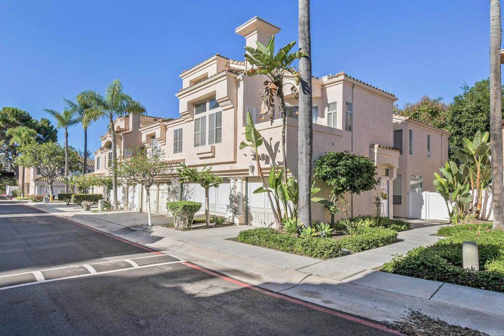 1386 Serena Circle - Photo 1