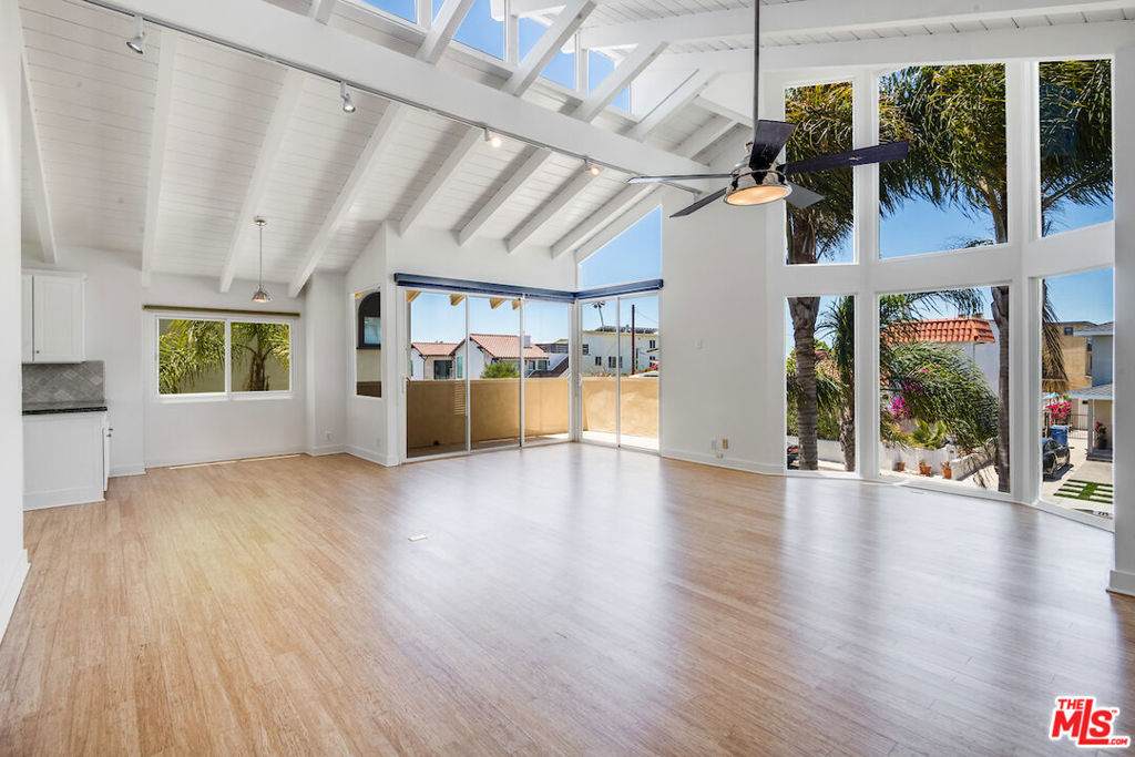 224 Sunridge Street - Photo 1