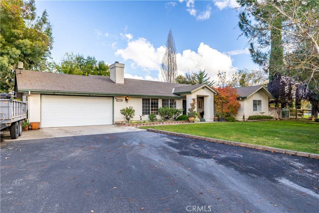 5755 Loma Linda Drive - Photo 1