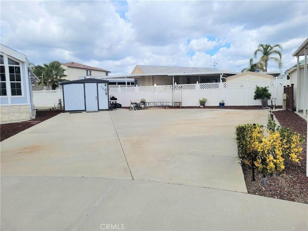 1295-364 Cawston Avenue - Photo 1