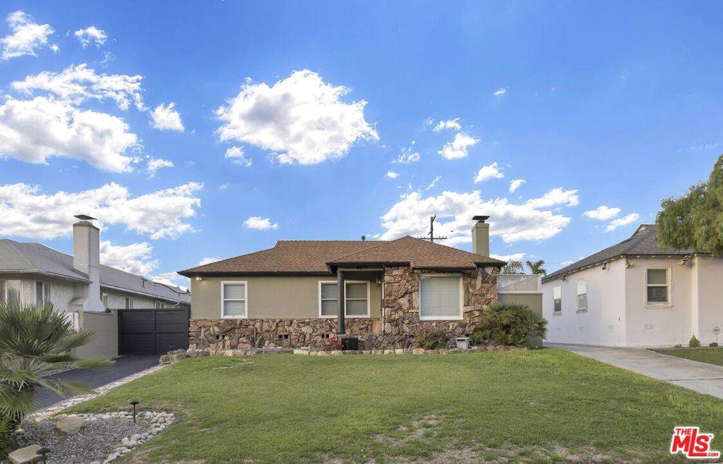 6677 88th Street - Photo 1