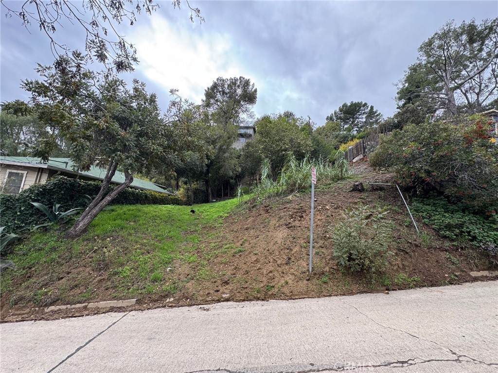 472 West Avenue 44 - Photo 1