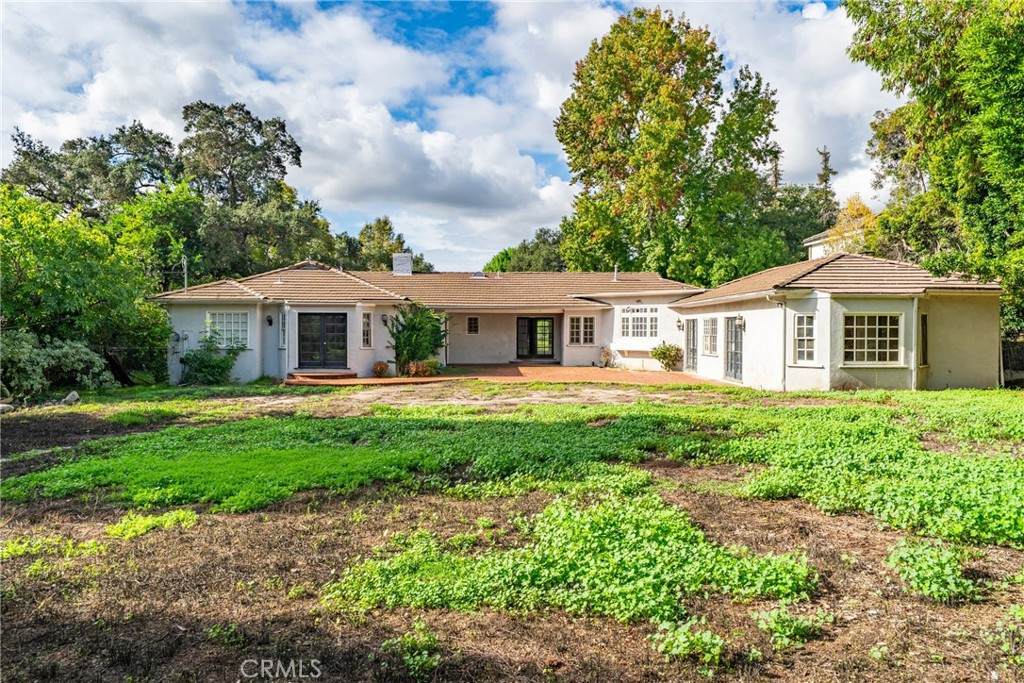 1210 Rodeo Road - Photo 1