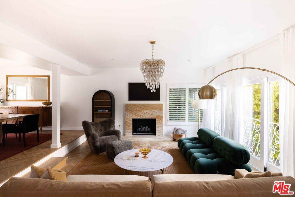 9809 Beeson Drive - Photo 1