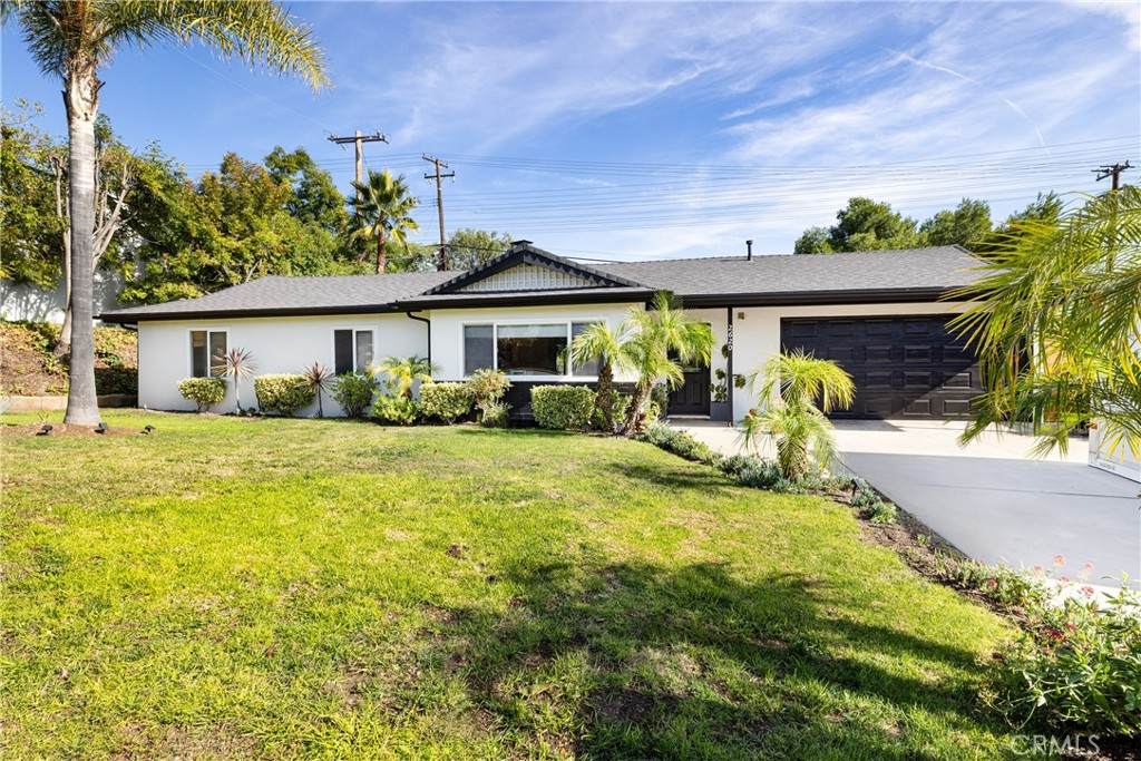 2620 Calle Limonero - Photo 1