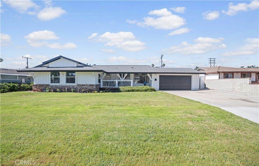 8701 Elmer - Photo 1