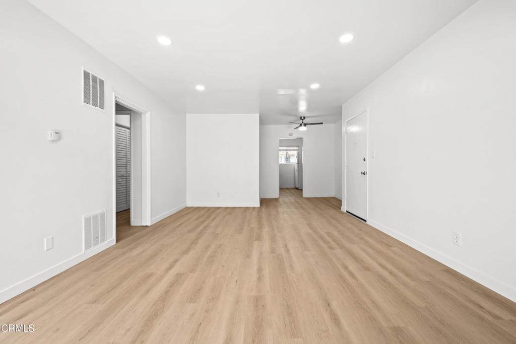 121 Chester Avenue - Photo 1