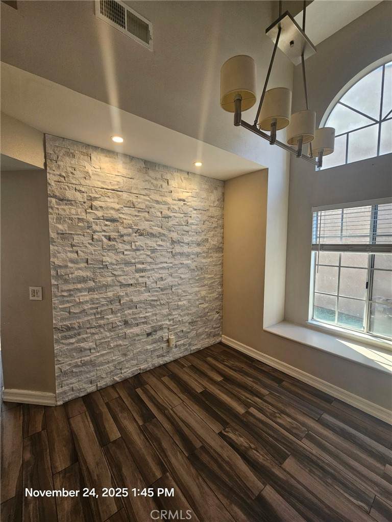 7367 Belpine - Photo 1