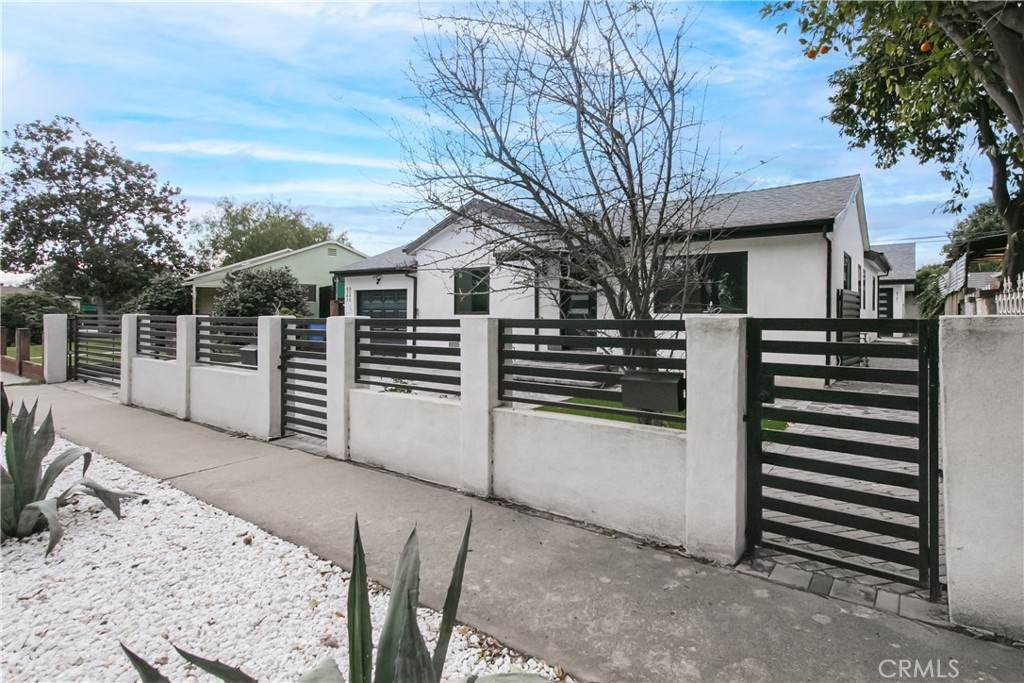 8143 Hazeltine - Photo 1