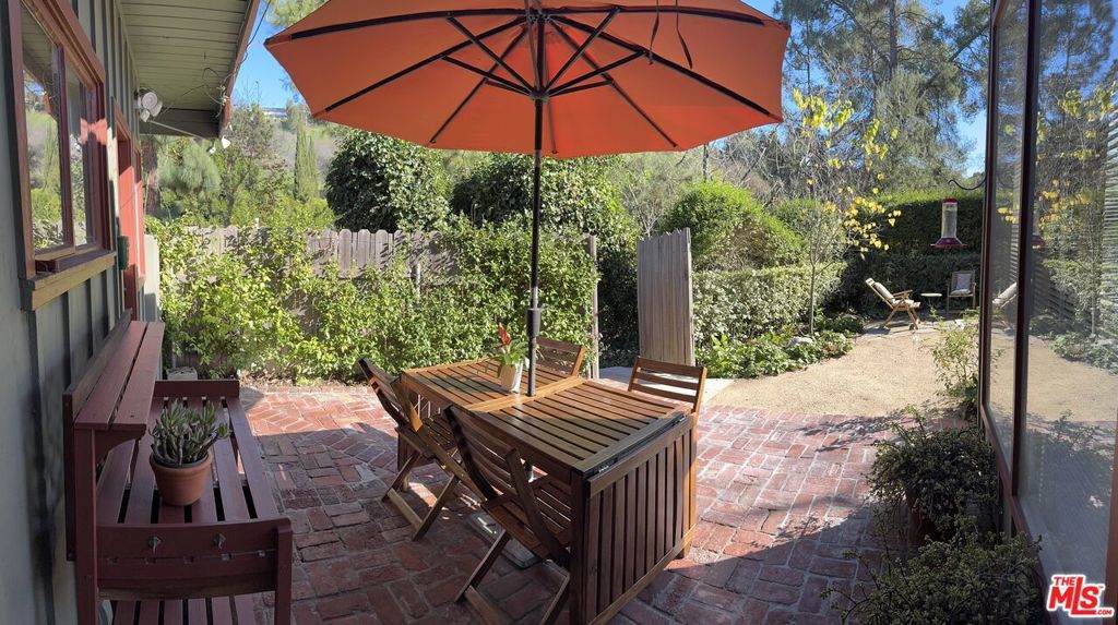 2731 Beverly Glen Boulevard - Photo 1