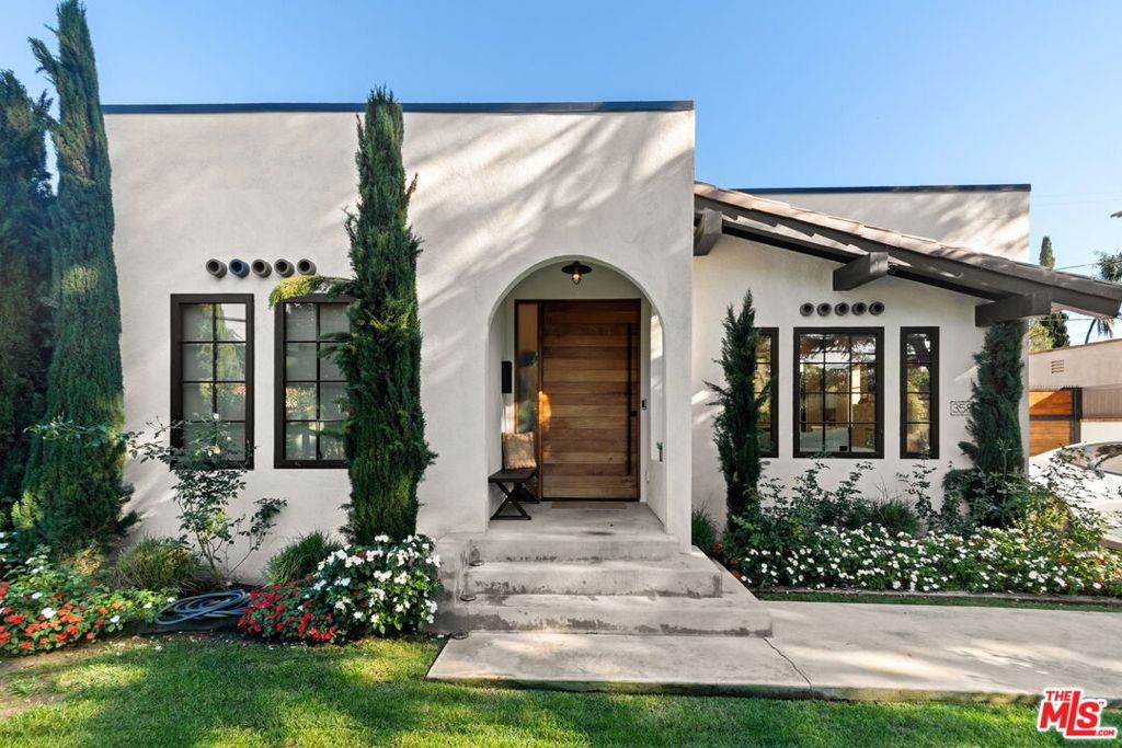 358 Bronson Avenue - Photo 1