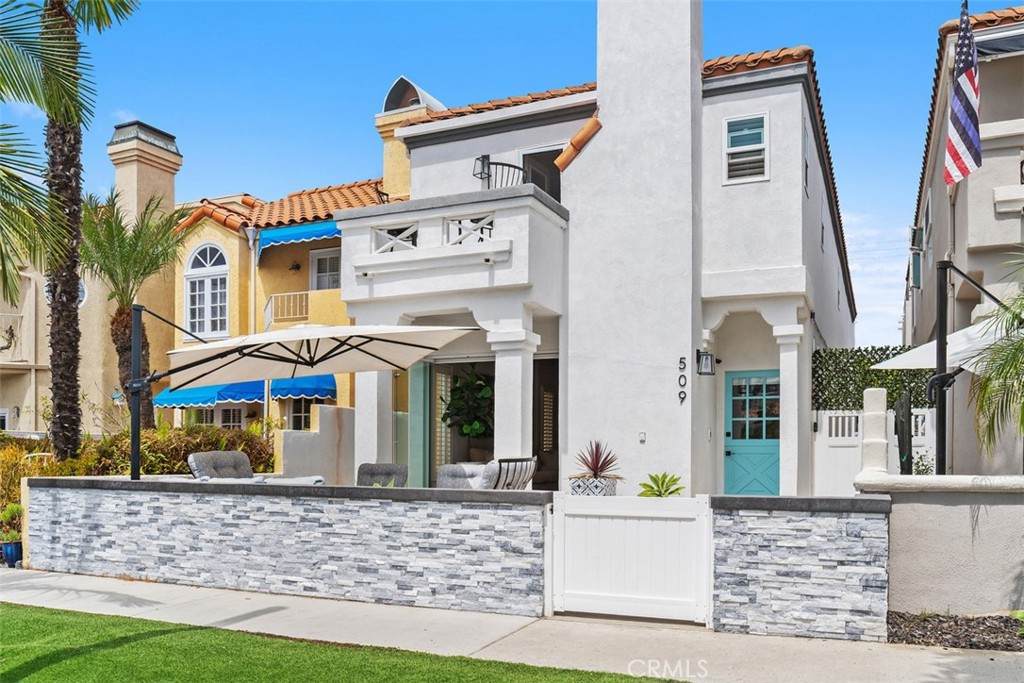 509 11th Street - Photo 1