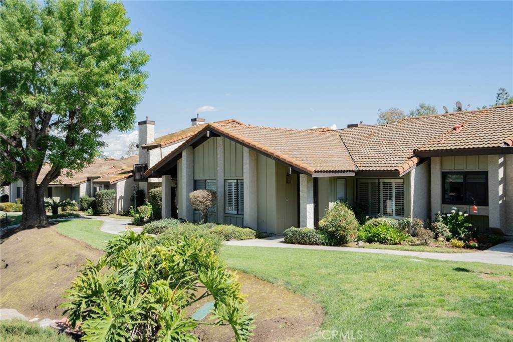 15735 La Subida Drive - Photo 1