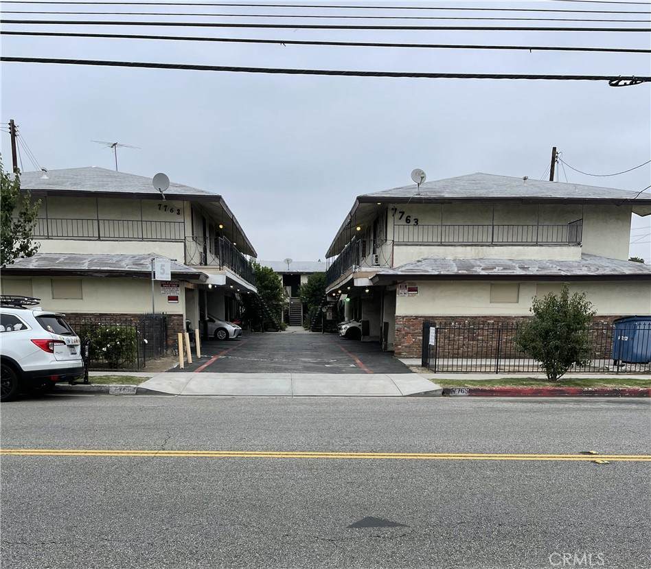 7763 Hellman - Photo 1