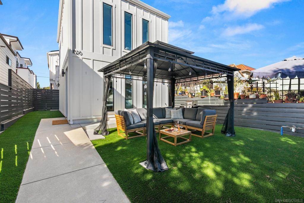 1020 Beryl Street - Photo 1