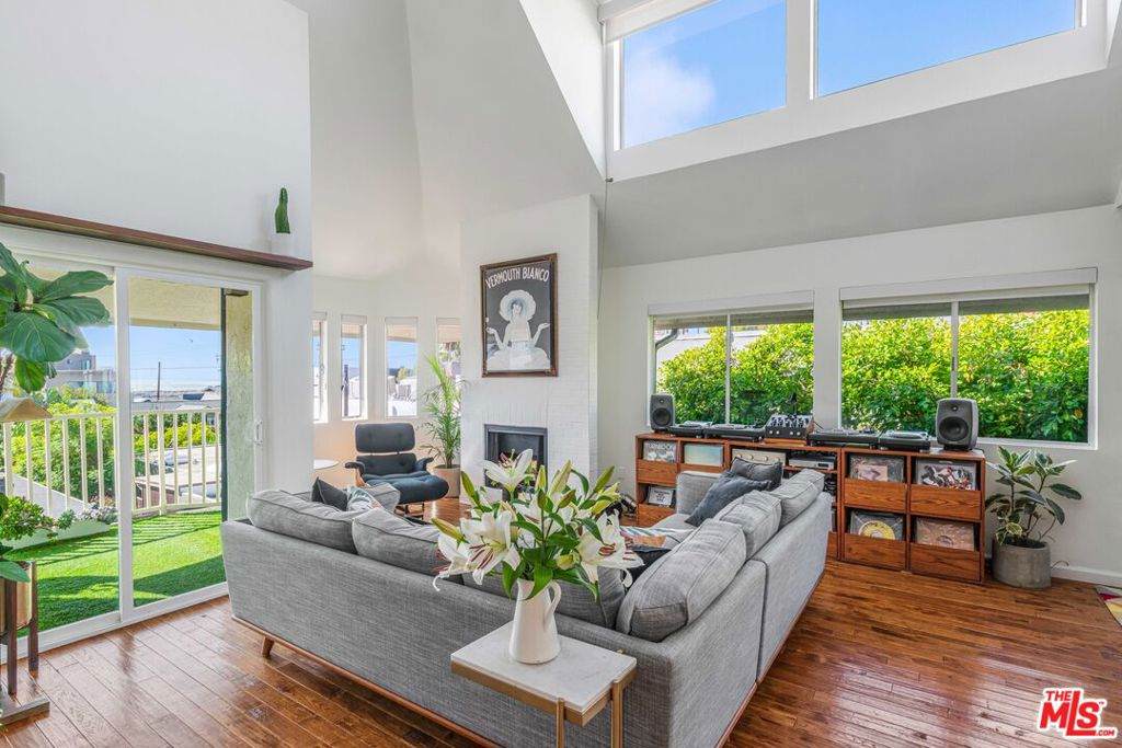 24 Westwind Street - Photo 1