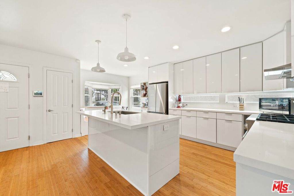 2348 29th Street - Photo 1